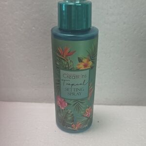 Beauty Creations Tropical Setting Spray with Floral Design